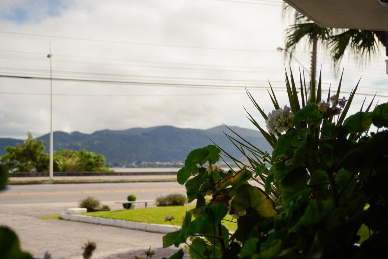 Pousada Dunasol Floripa ฟลอเรียนอโปลิส ภายนอก รูปภาพ